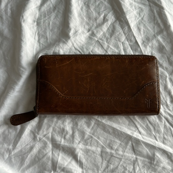 FRYE Melissa Zip Wallet - Picture 3 of 5